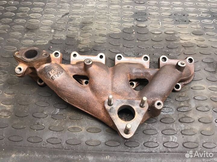 Коллектор выпускной Mitsubishi Pajero 4