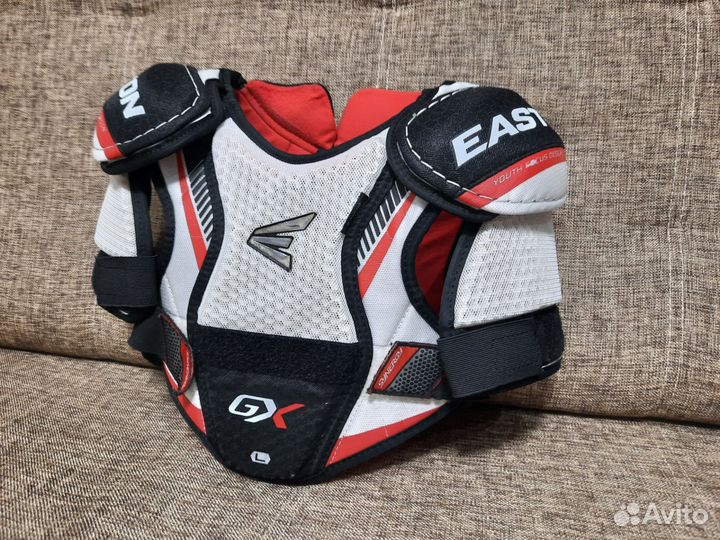 Нагрудник хоккейный easton