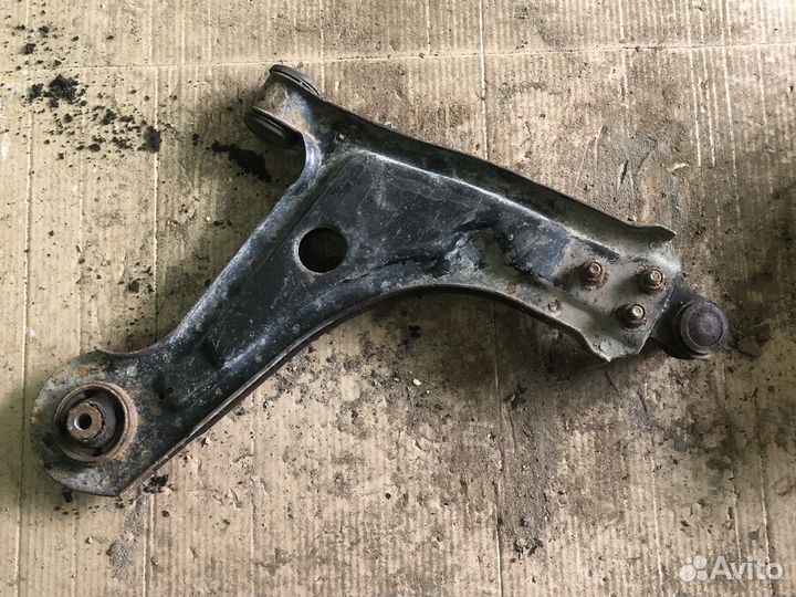 Chevrolet lacetti рычаг