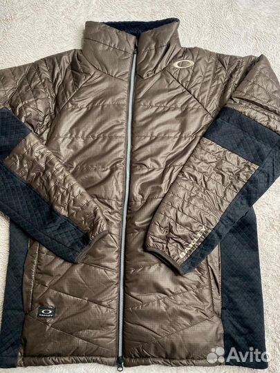 Oakley- новая горнолыжная куртка