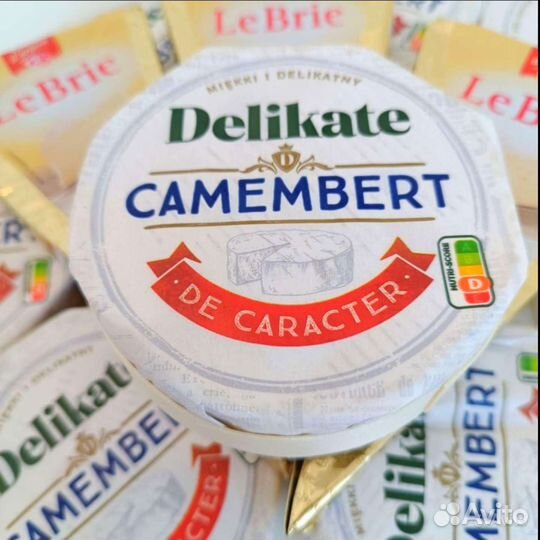 Сыр Камамбер в дереве