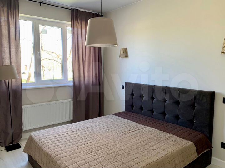 3-к. квартира, 75,5 м², 1/3 эт.