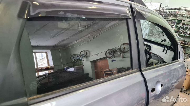 Стекла дверей Nissan Qashqai J10 2012