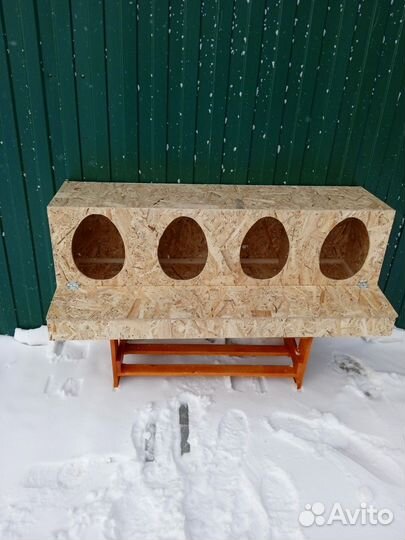 Куриное гнездо с яйцесборником