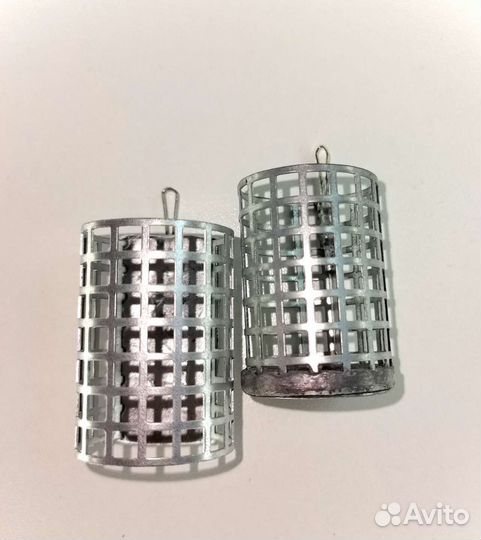 Кормушка фидерная