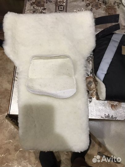 Тёплые муфты-варежки для коляски (санок)