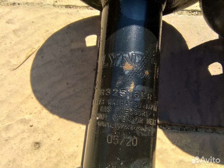 Стойки передние Логан, Ларгус