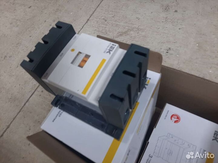 Автоматический выключатель 150А iEK ктие-5150