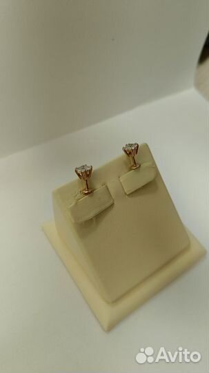 Золотые серьги