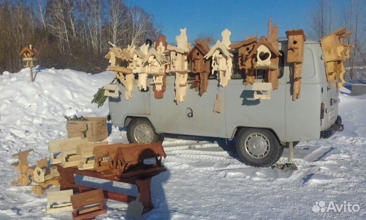Скворечники, кормушки для птиц резные изделия