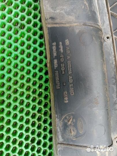 Жабо Ford Focus 1 2001