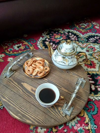 Сервировочный поднос