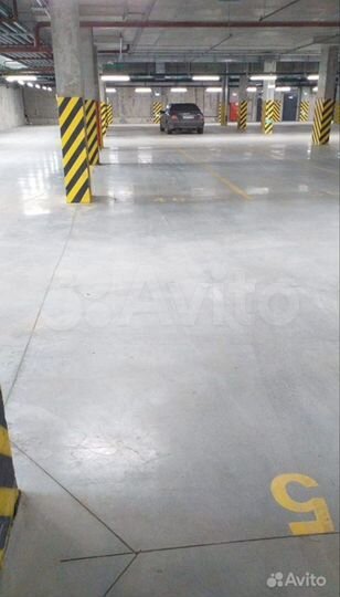 Машиноместо, 13 м²