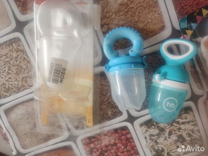 Нагрудник, бутылочки, свечка 2,нимблеры