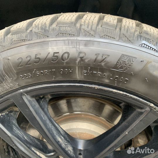 Michelin X-Ice North 4 225/50 R17 98H