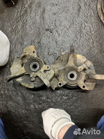 Поворотные кулаки Hyundai Matrix