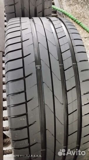 Petlas Velox Sport PT741 245/35 R20 и 275/30 R20 31W