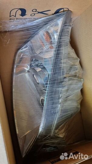 Продаю фару правую на Ford Focus 1999-2004 года вы