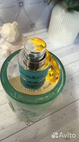 Tiffany Co Love for her 87 ml витрина