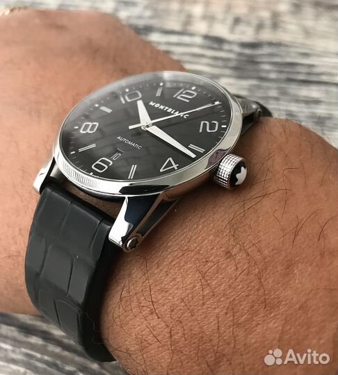 Часы Montblanc Timewalker 42мм