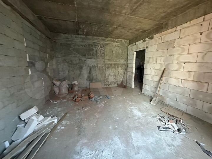 2-к. квартира, 80 м², 7/14 эт.