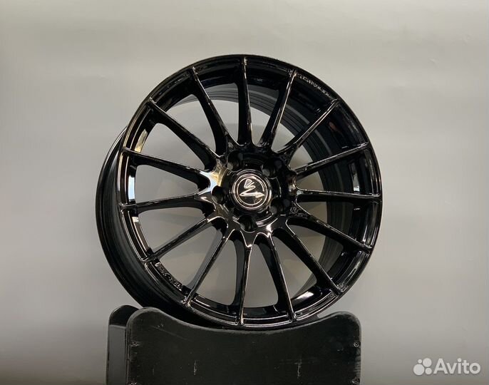 Литые диски 8xR18 5x114.3 Makstton Fly