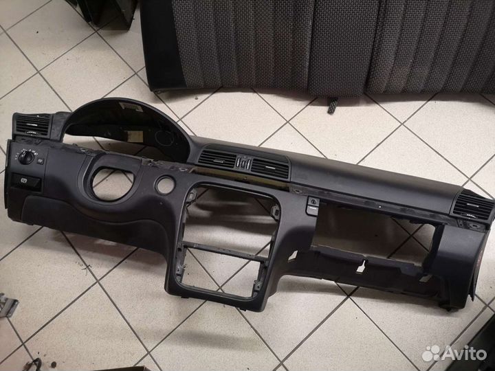 Торпедо Mercedes-Benz W220