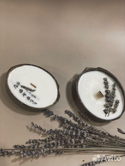 Свеча в кокосе