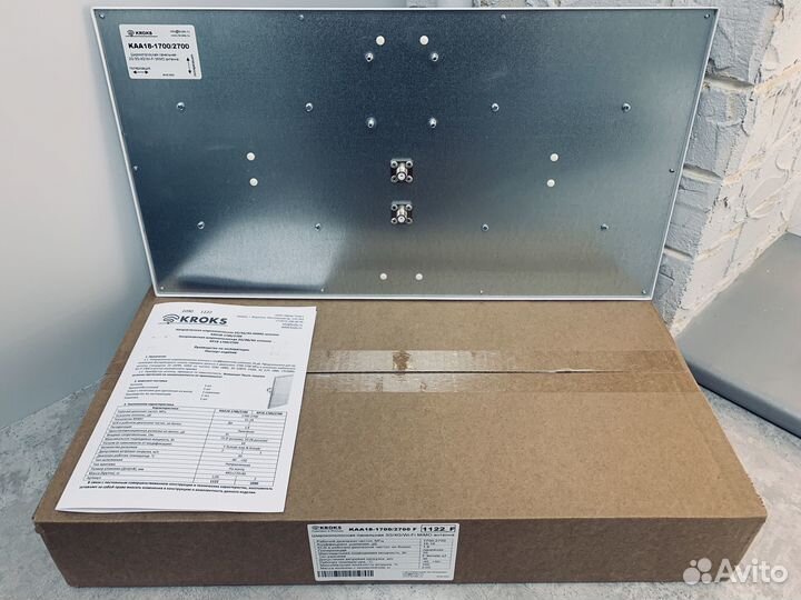Антенна усиления крокс каа18-1700/2700 mimo 18 дБ