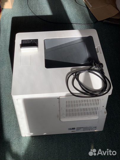 Лазерный принтер HP M552dn