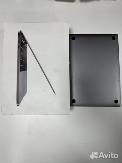 Apple MacBook Pro 13 2019 touch bar a2159 разбор