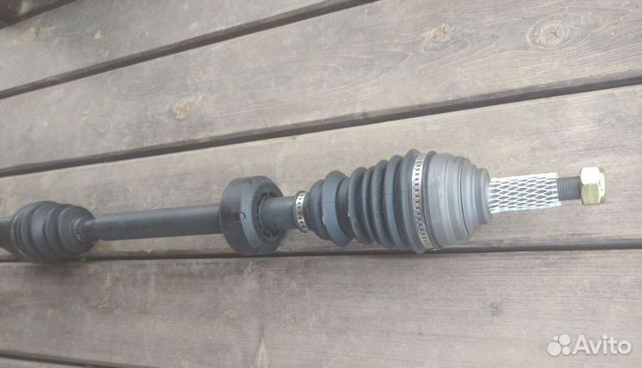 Привод передний правый renault logan