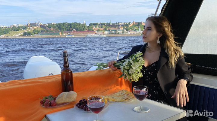 Прогулки на катере, прокат катера, вейкборда