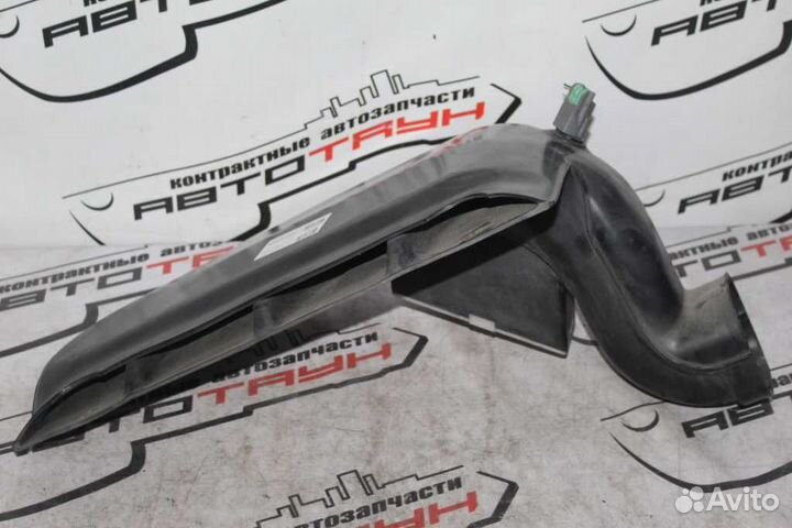 Воздухозаборник nissan cedric gloria HY34 MY34 16554AH100