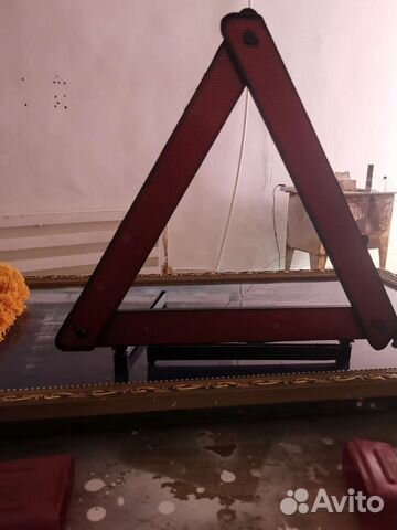 Дорожный знак стоп