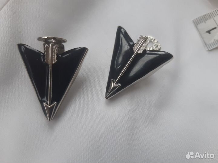 Уголки декоративные на воротник рубашки