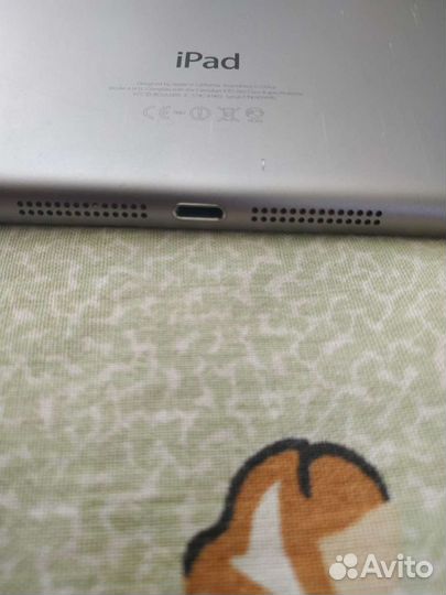 Планшет Apple iPad mini 16GB MF450RS/A