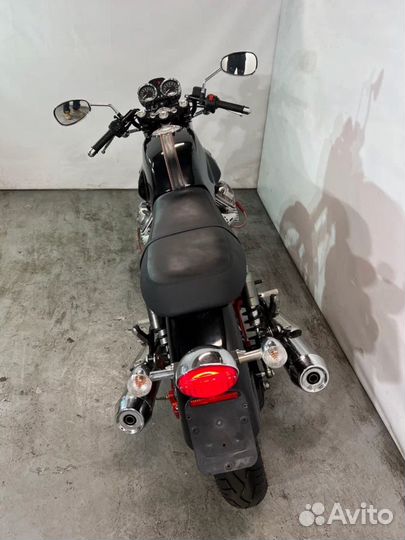 Moto Guzzi V 7 Год 2013