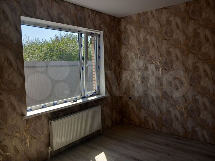 Дом 77 м² на участке 6 сот.