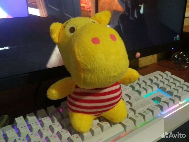 Мягкая игрушка бегемот