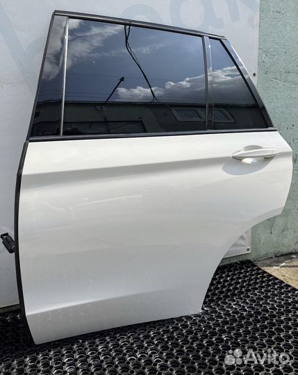 BMW X5 F15 дверь задняя левая