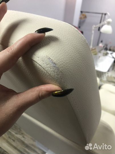 Педикюрно-косметологическое кресло