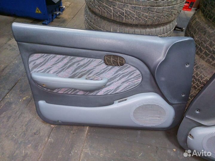 Дверные карты Kia Clarus 2