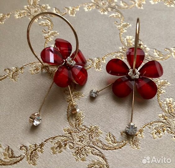 Swarovski серьги конго с цветами новые