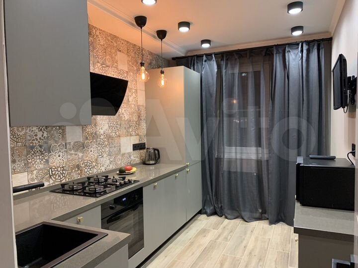 3-к. квартира, 73 м², 9/9 эт.