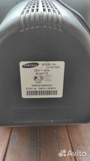 Телевизор samsung
