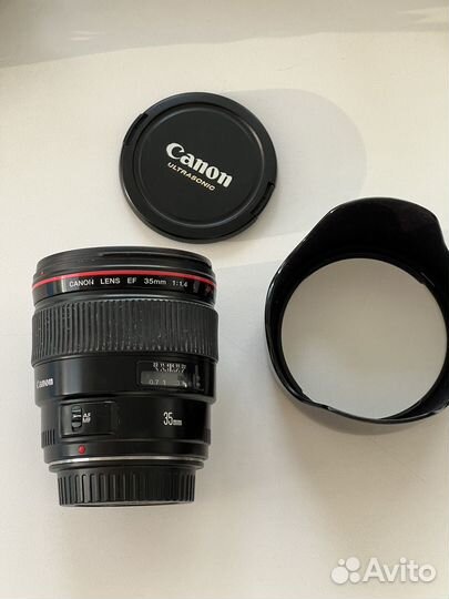 Объектив Canon 35 mm 1.4