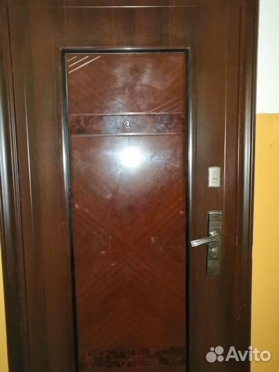 Дверь входная металлическая