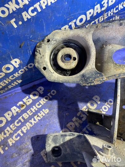 Задний подрамник Ford Focus 2 седан 2007