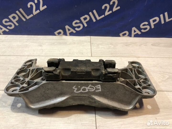 Балка коробки передач Bmw 530I E60 N52B30 05/2006